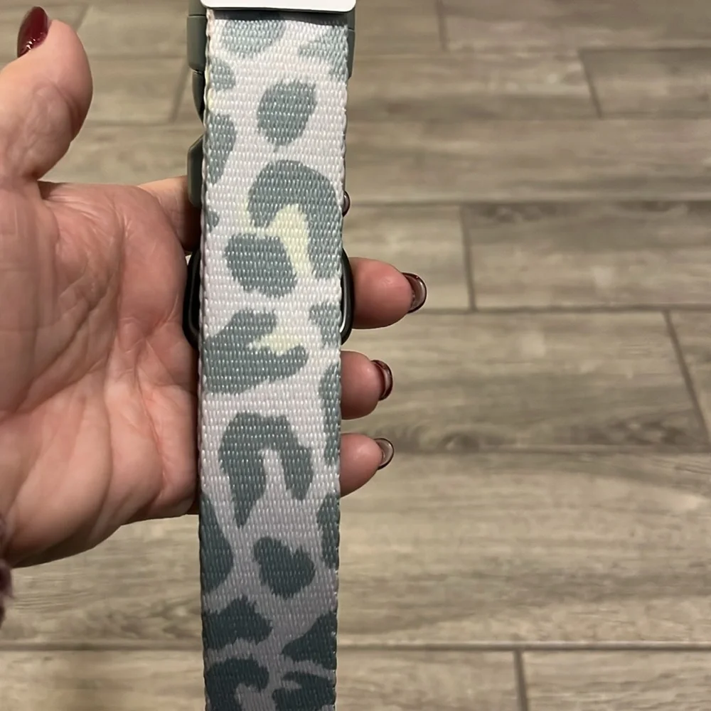 Dog Collar TOP-PAW with grey animal print NWT